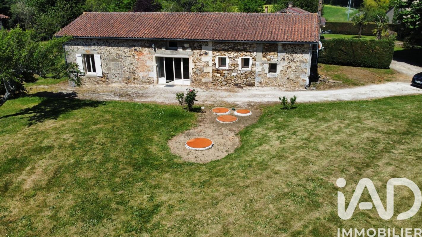 Maison 4 Pièce(s) Rouzède