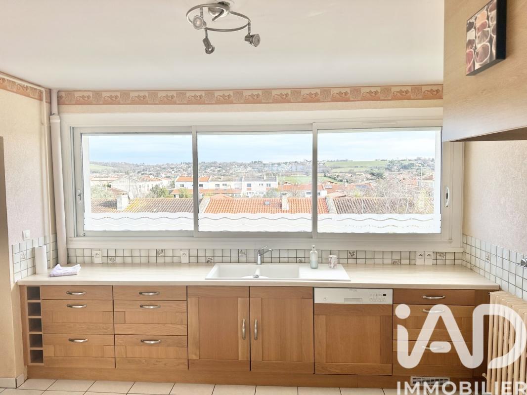 Appartement 4 Pièce(s) Castelginest