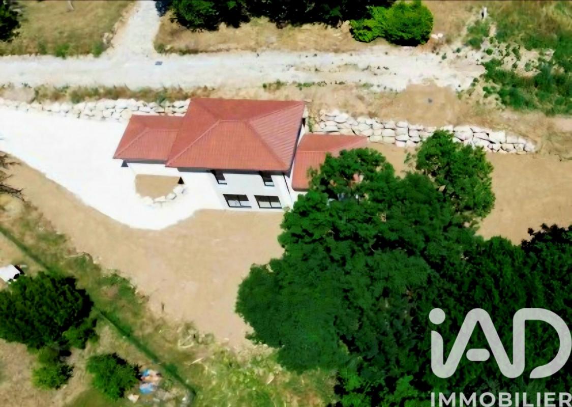 Maison 5 Pièce(s) Saint-Hilaire-du-Rosier - Photo 1