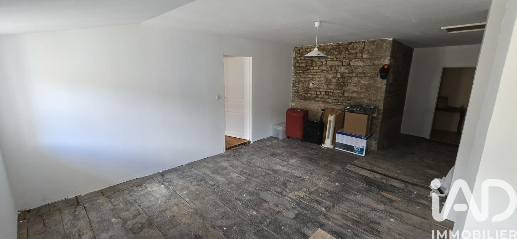 Maison 8 Pièce(s) Valence-en-Poitou - Photo 17