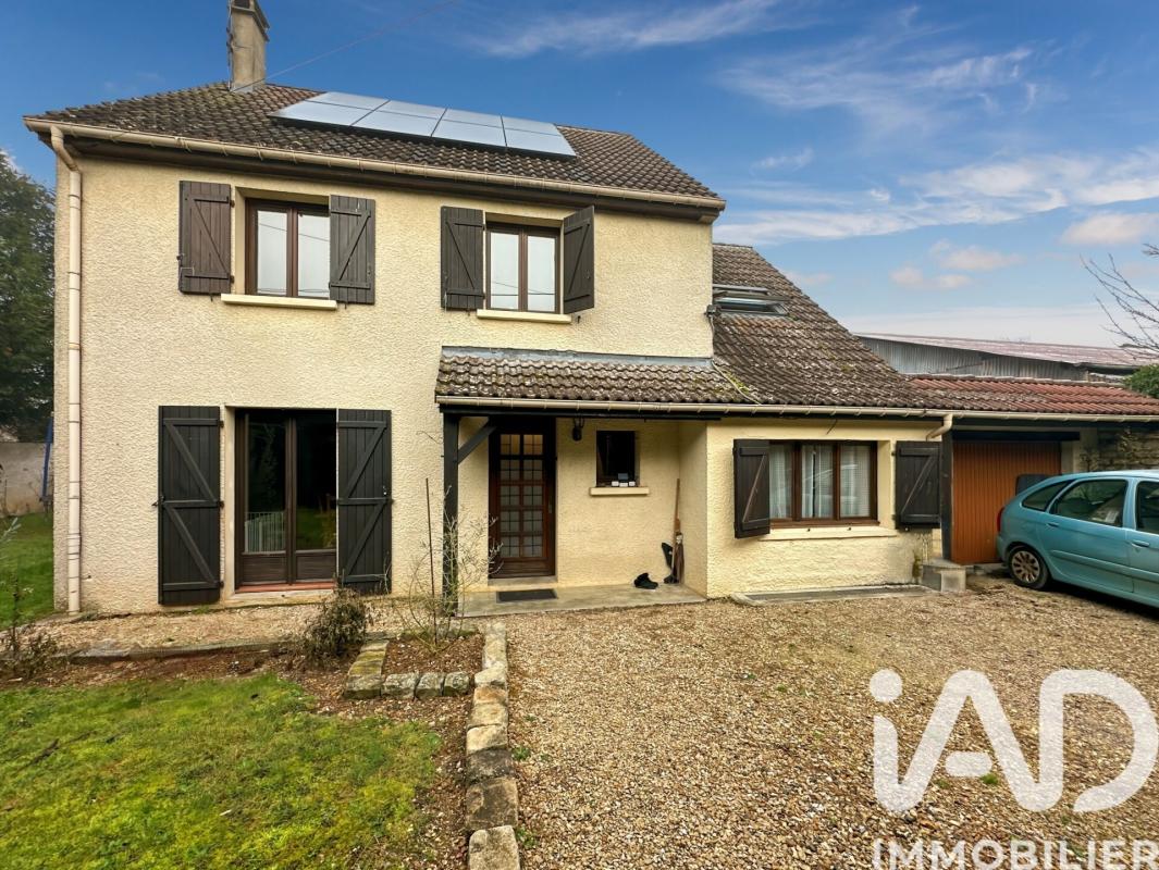 Maison 6 Pièce(s) Villeblevin