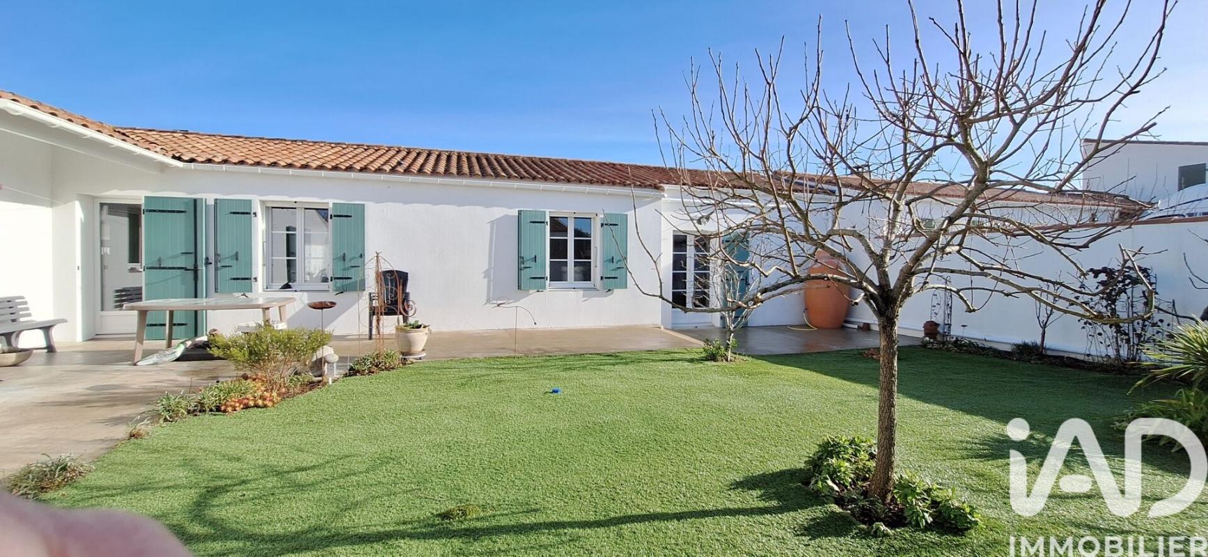 Maison 5 Pièce(s) Le Bois-Plage-en-Ré