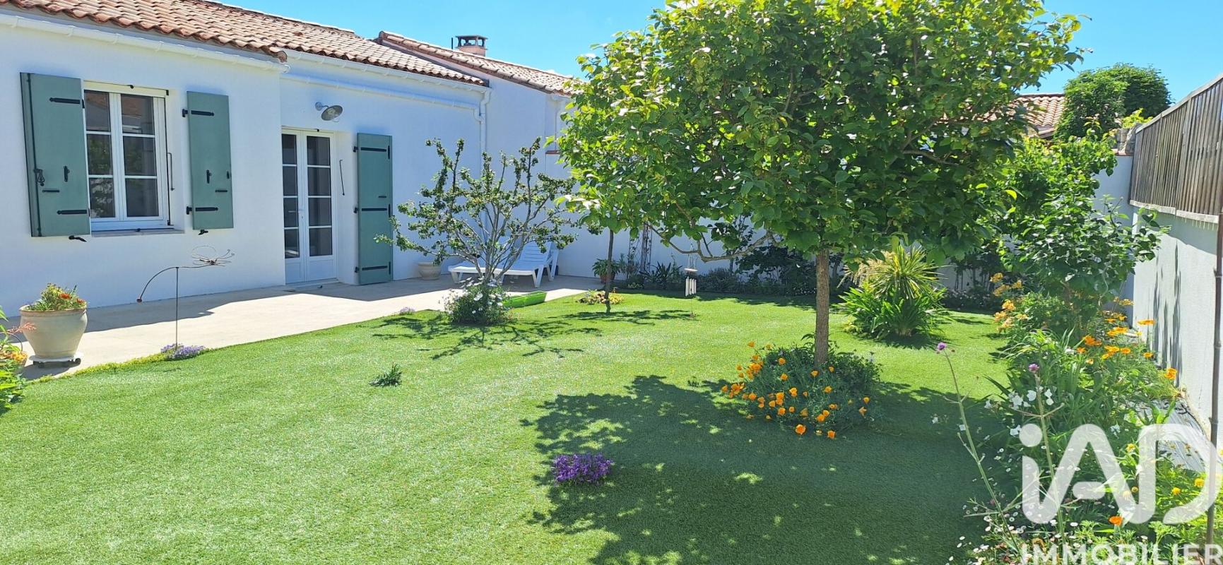 Maison 5 Pièce(s) Le Bois-Plage-en-Ré - Photo 2