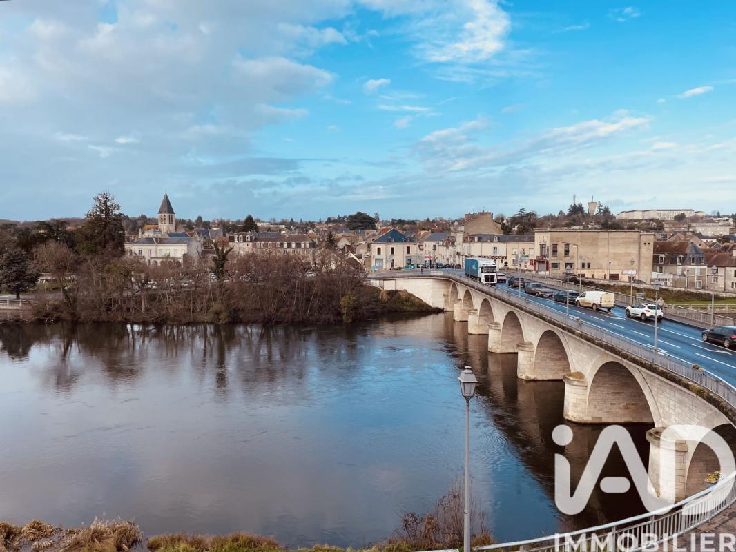 Maison traditionnelle 10 Pièce(s) Le Blanc