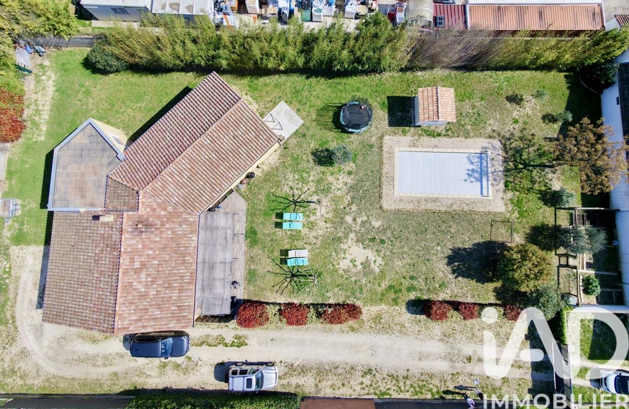 Maison traditionnelle 5 Pièce(s) Montfrin