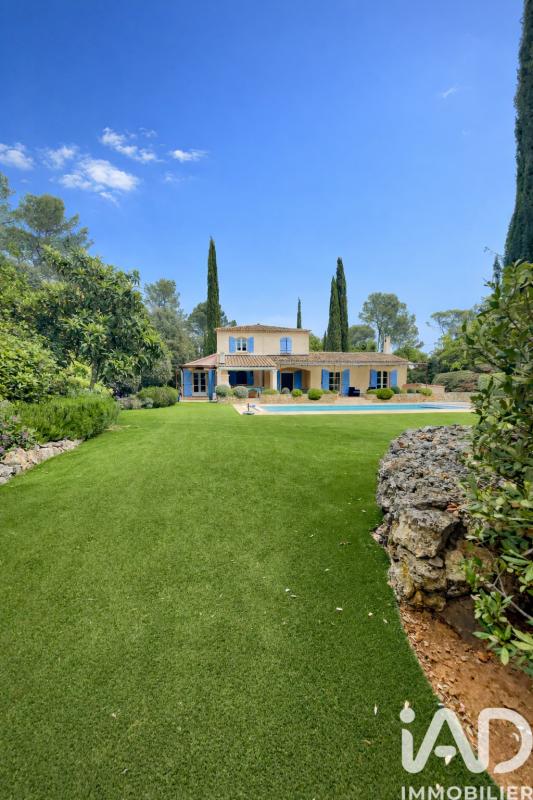 Maison 7 Pièce(s) Flassans-sur-Issole