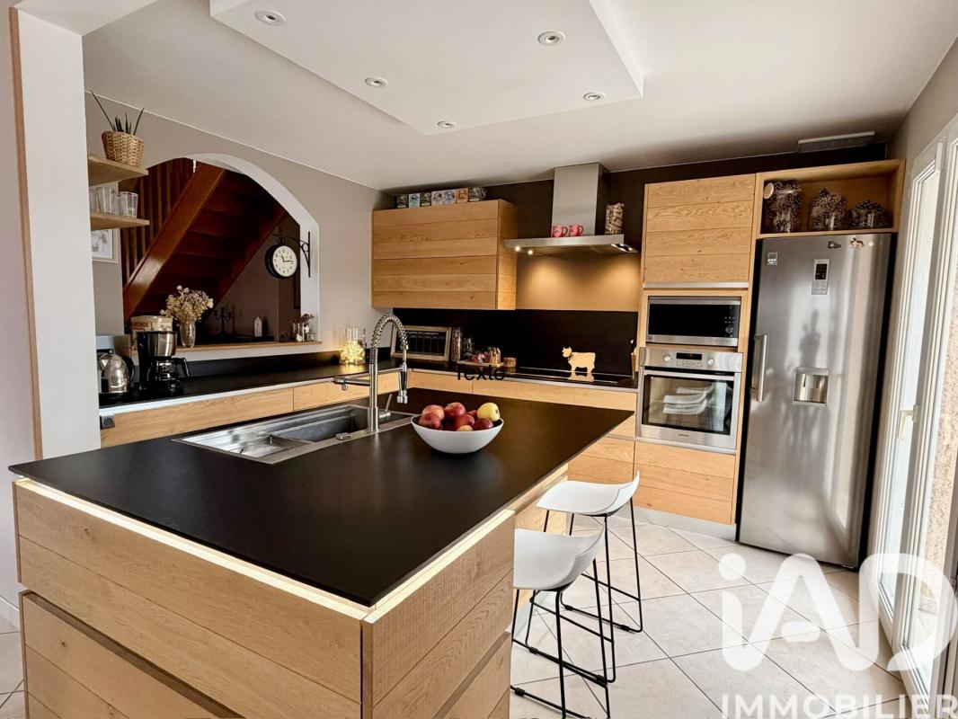 Maison 5 Pièce(s) Saint-Germain-sur-Rhône