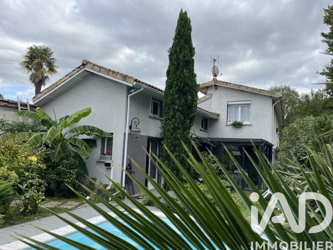 Maison 5 Pièce(s) Saint-Vivien-de-Médoc