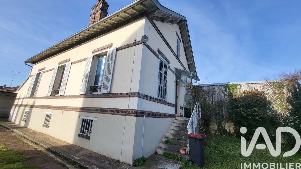 Maison 9 Pièce(s) Courtenay