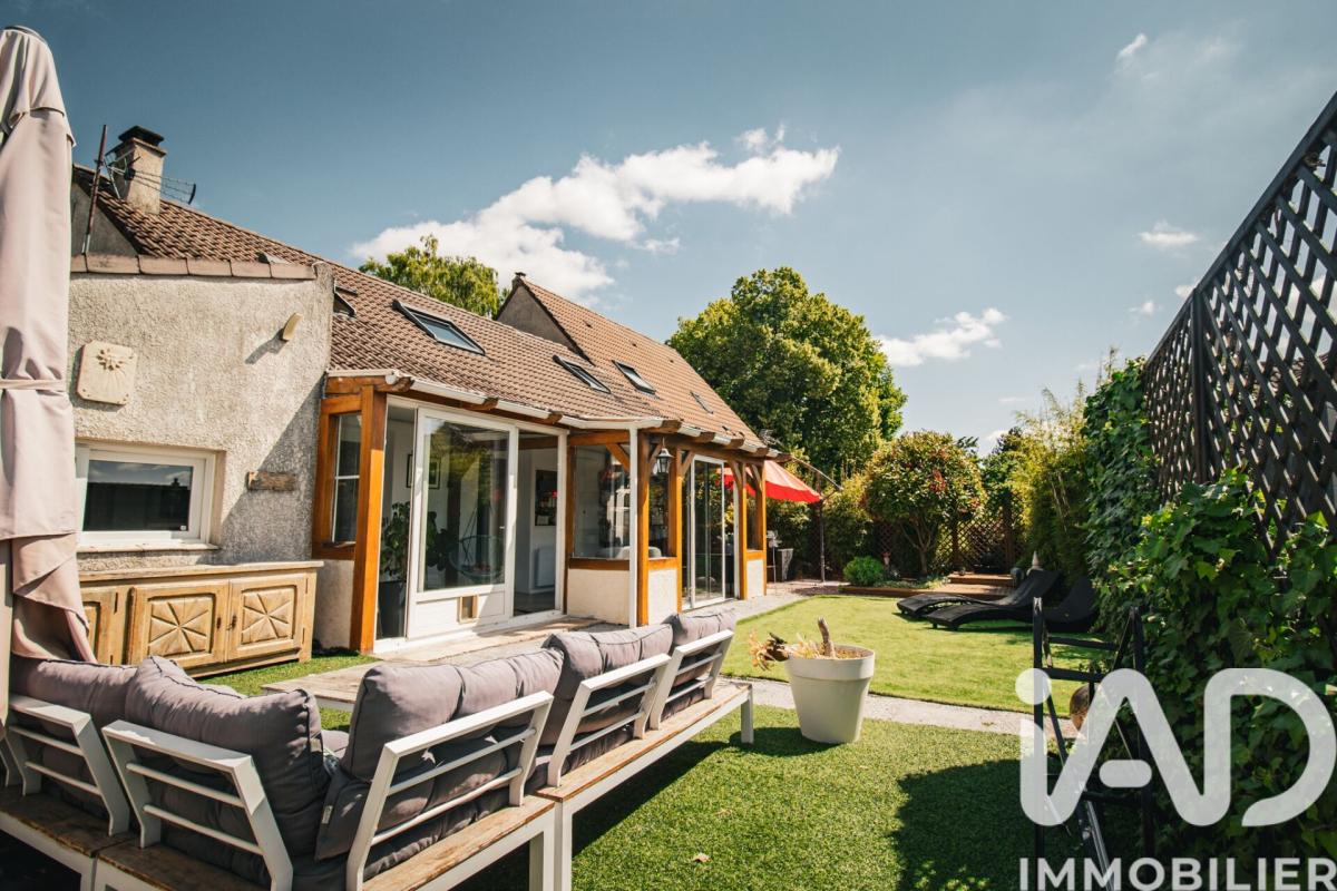 Maison 7 Pièce(s) Issou