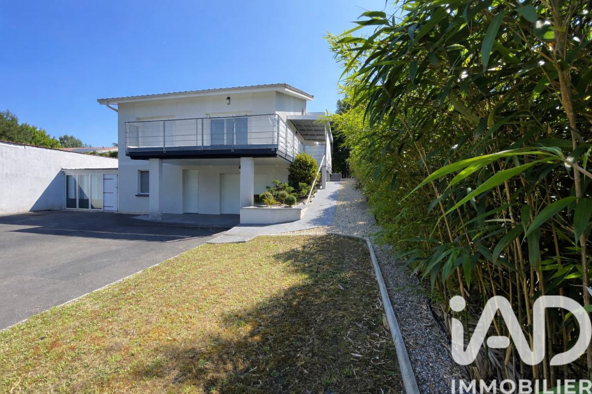 Maison 7 Pièce(s) Belin-Béliet