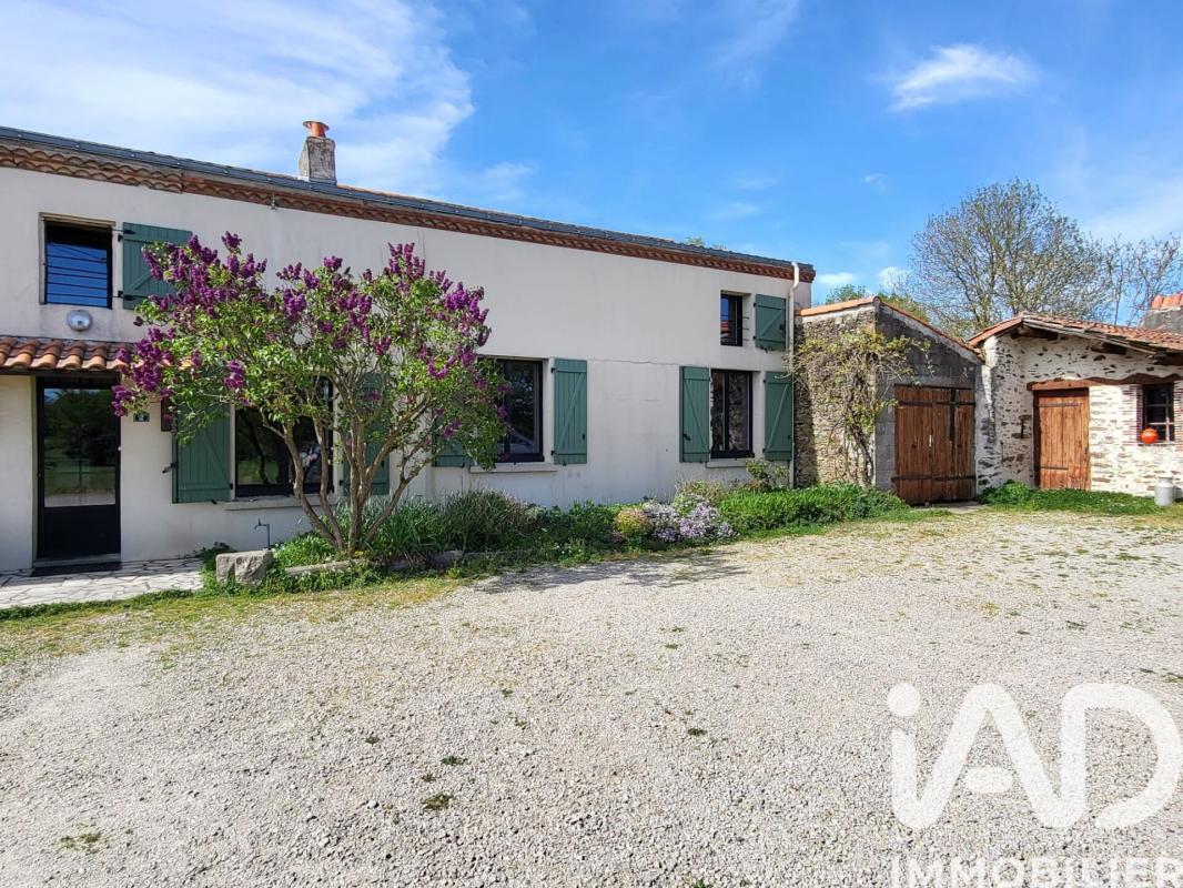 Maison 6 Pièce(s) Montréverd - Photo 1