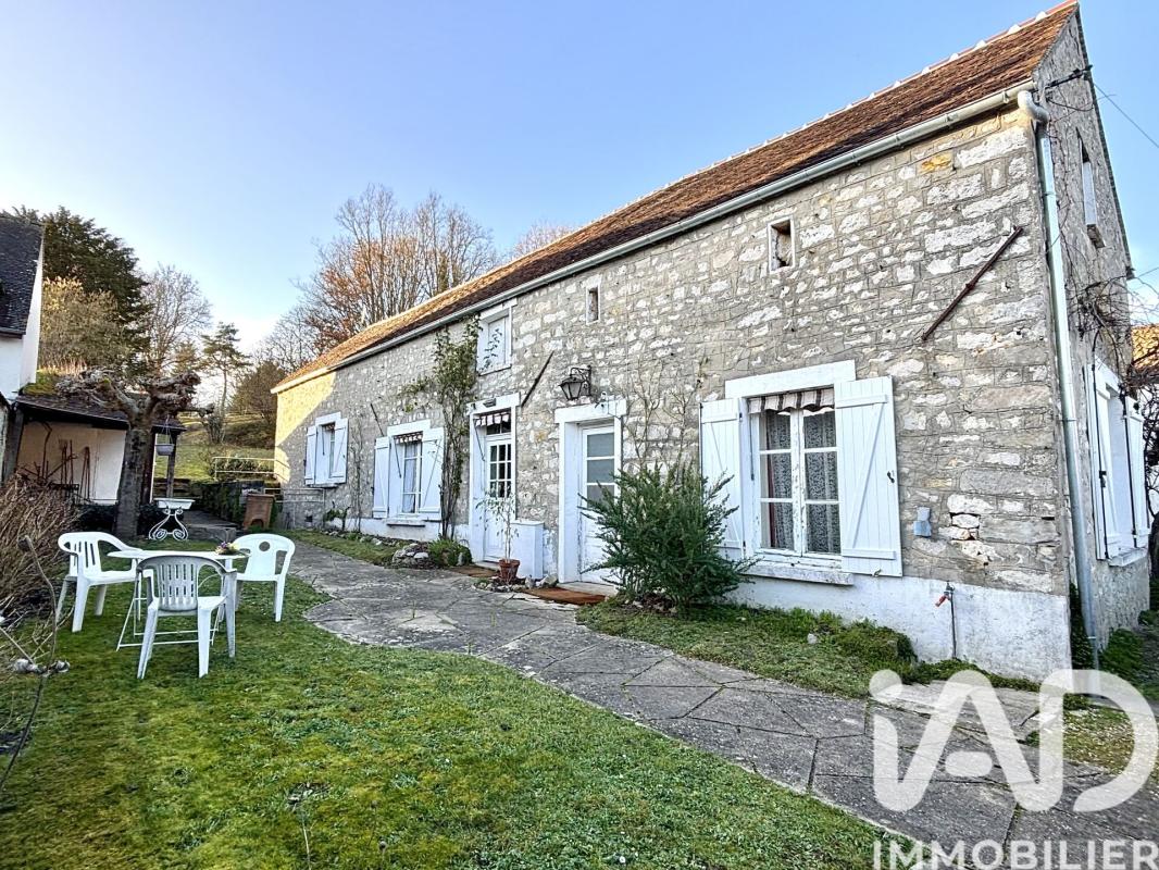Maison 5 Pièce(s) Saint-Pierre-lès-Nemours