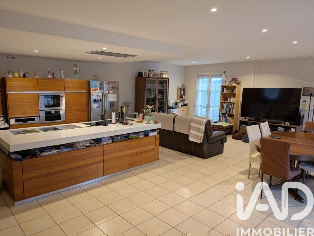 Maison 7 Pièce(s) Chevrières