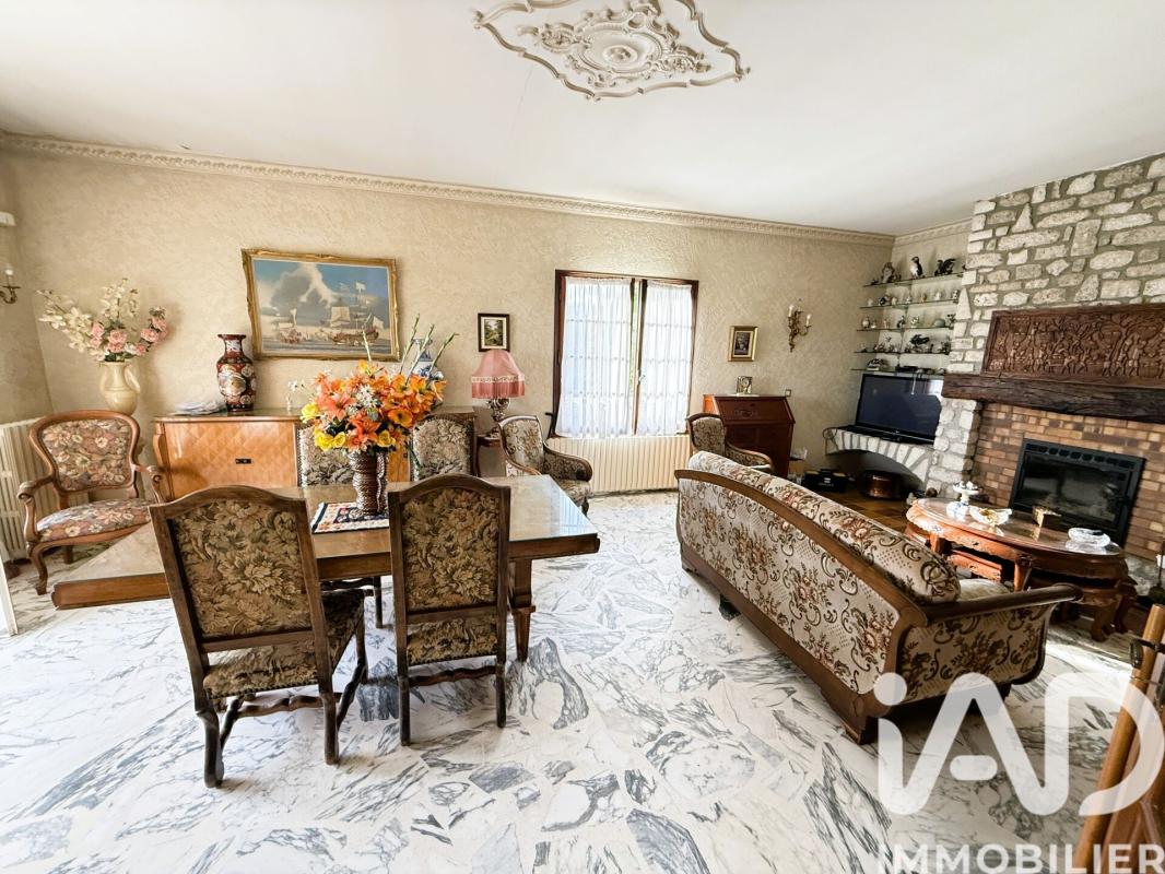 Maison 10 Pièce(s) La Garde-Adhémar - Photo 4