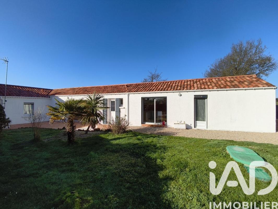 Maison 5 Pièce(s) Saint-Michel-Chef-Chef