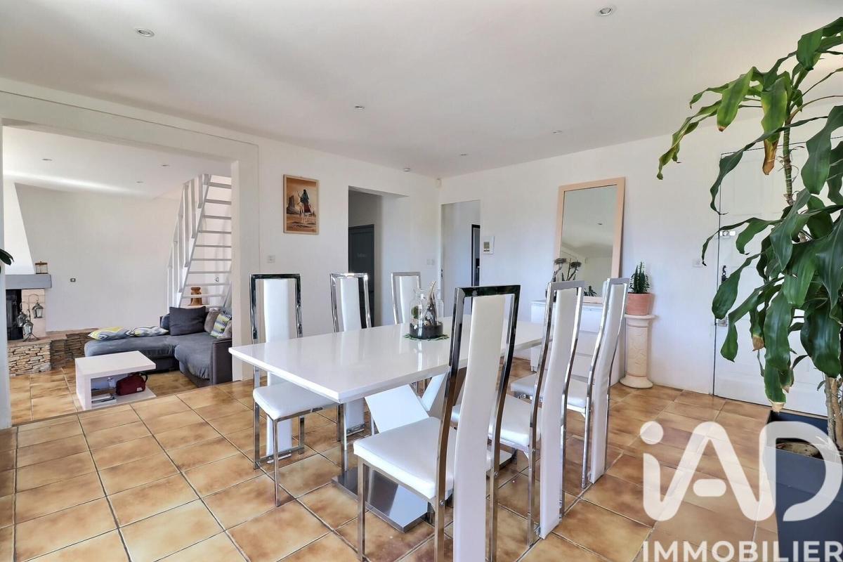 Maison 4 Pièce(s) Le Val - Photo 2