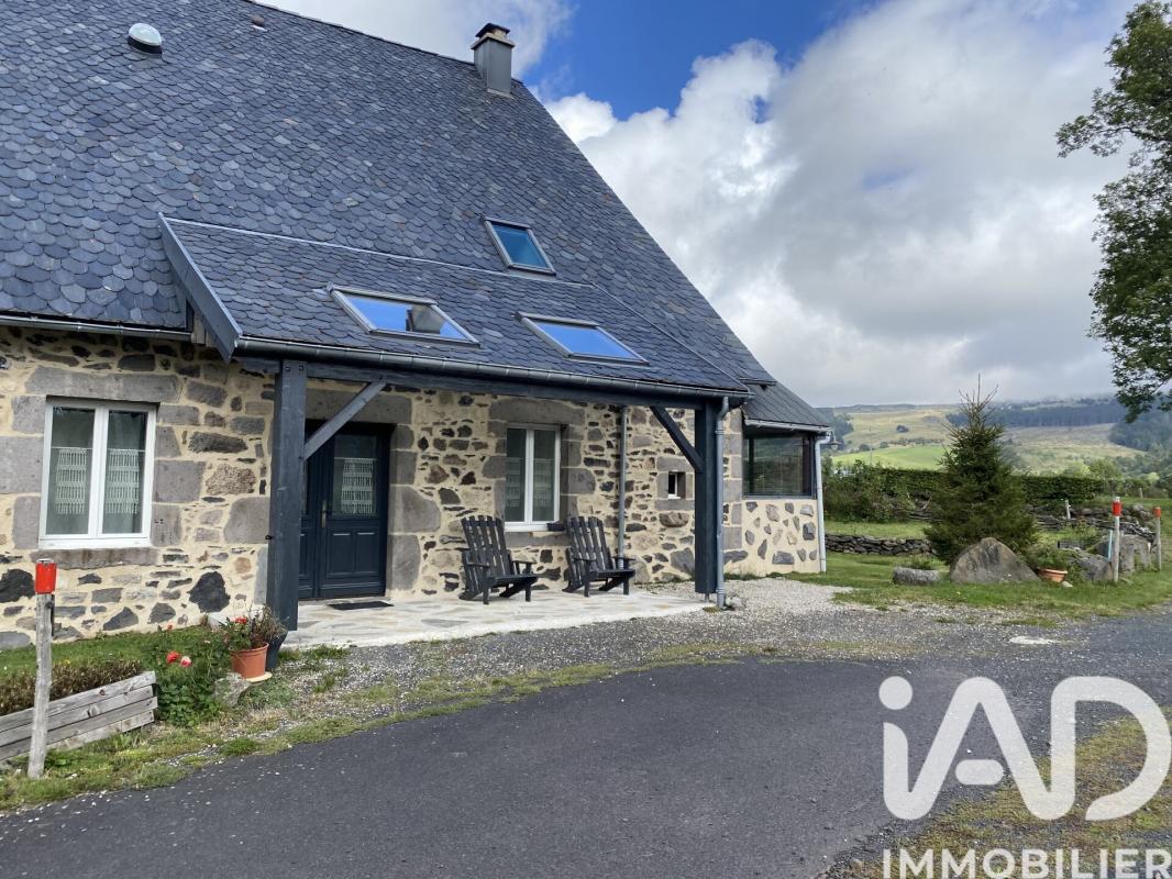 Maison en pierre 1 Pièce(s) Chastreix