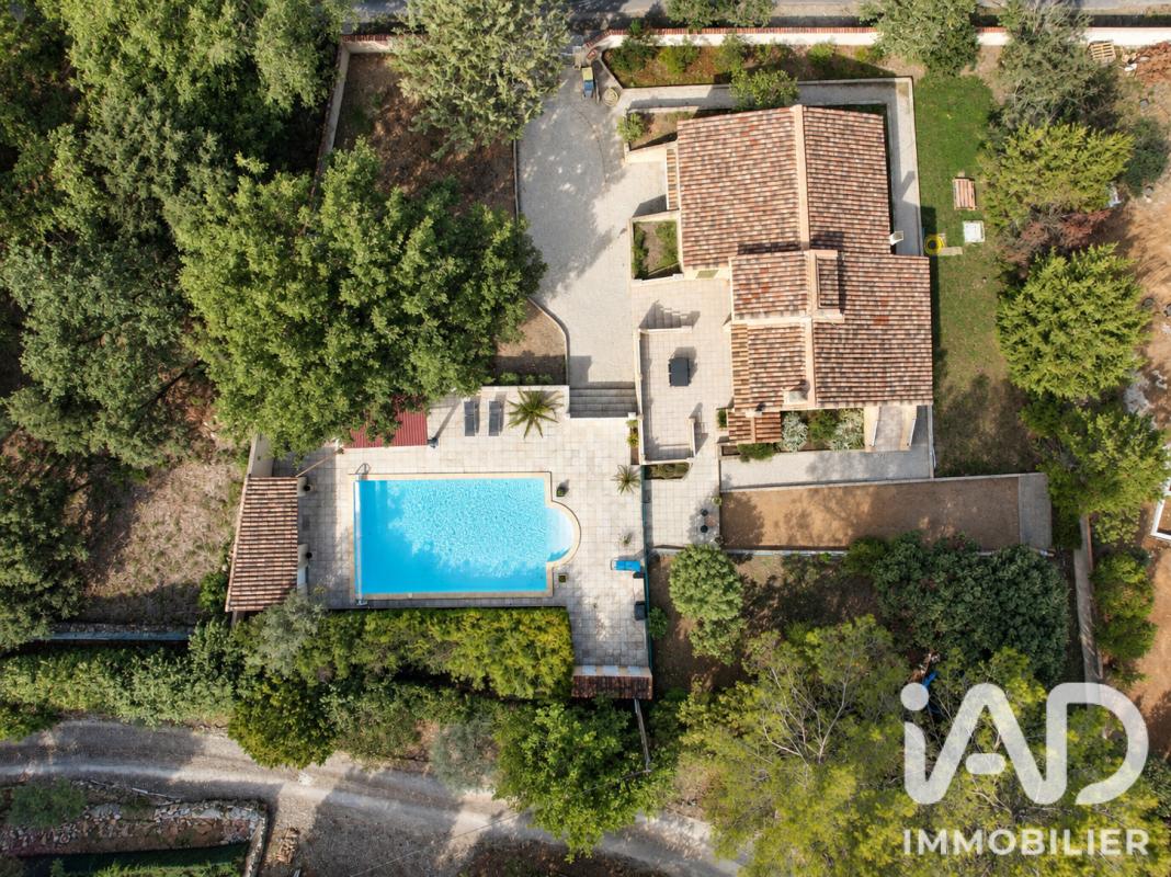 Maison 5 Pièce(s) Saint-Maximin-la-Sainte-Baume - Photo 1