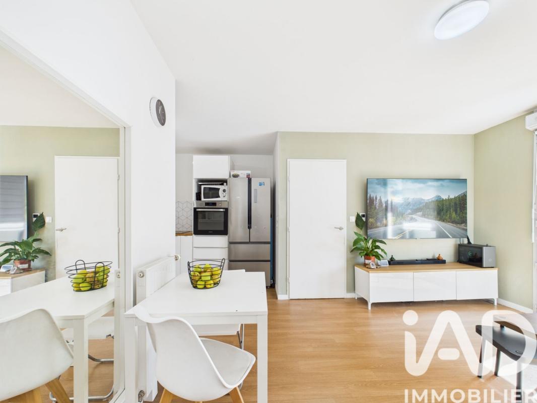 Appartement 3 Pièce(s) Janvry