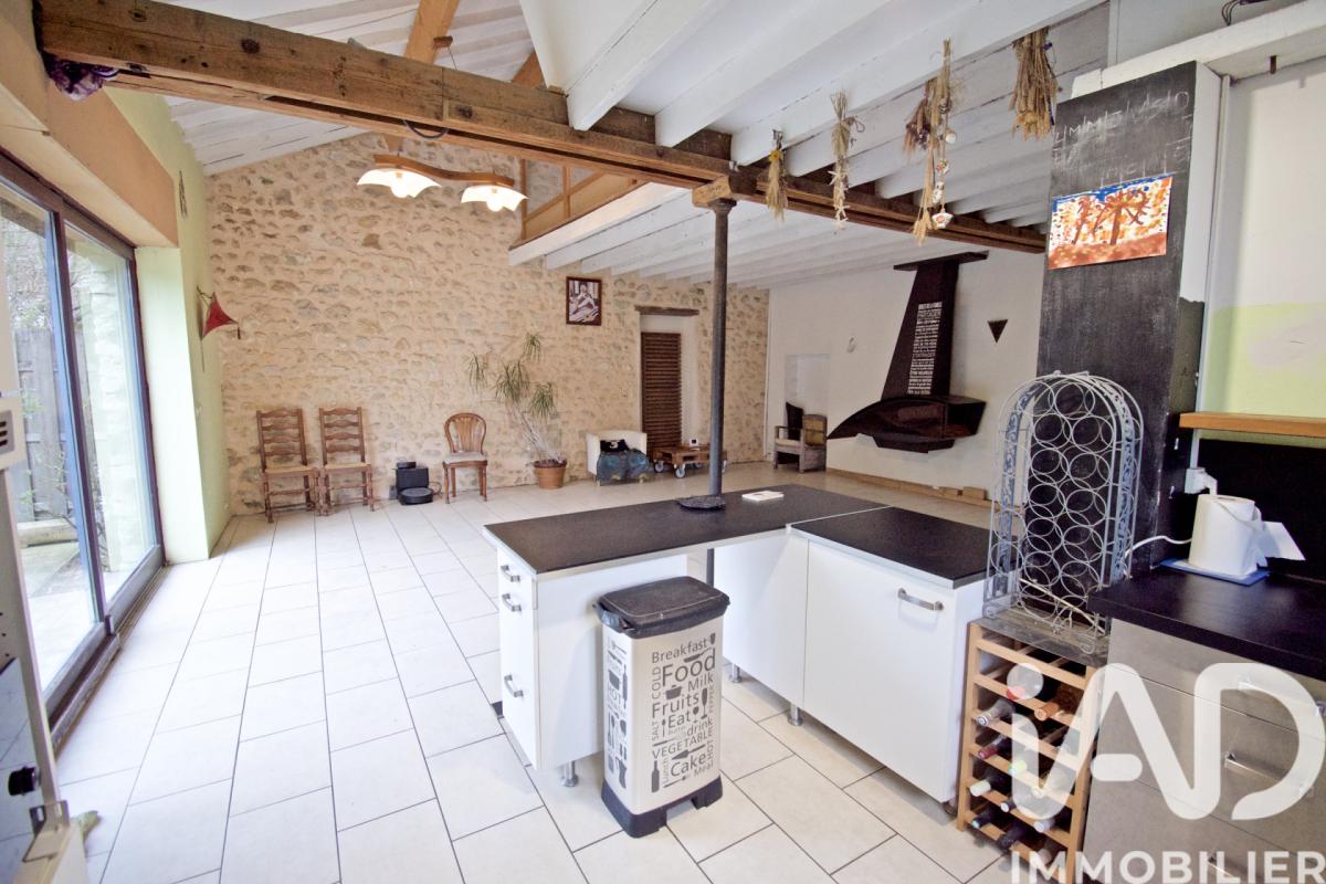 Maison en pierre 4 Pièce(s) Étréchy