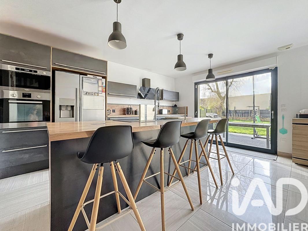 Maison traditionnelle 5 Pièce(s) Guignes