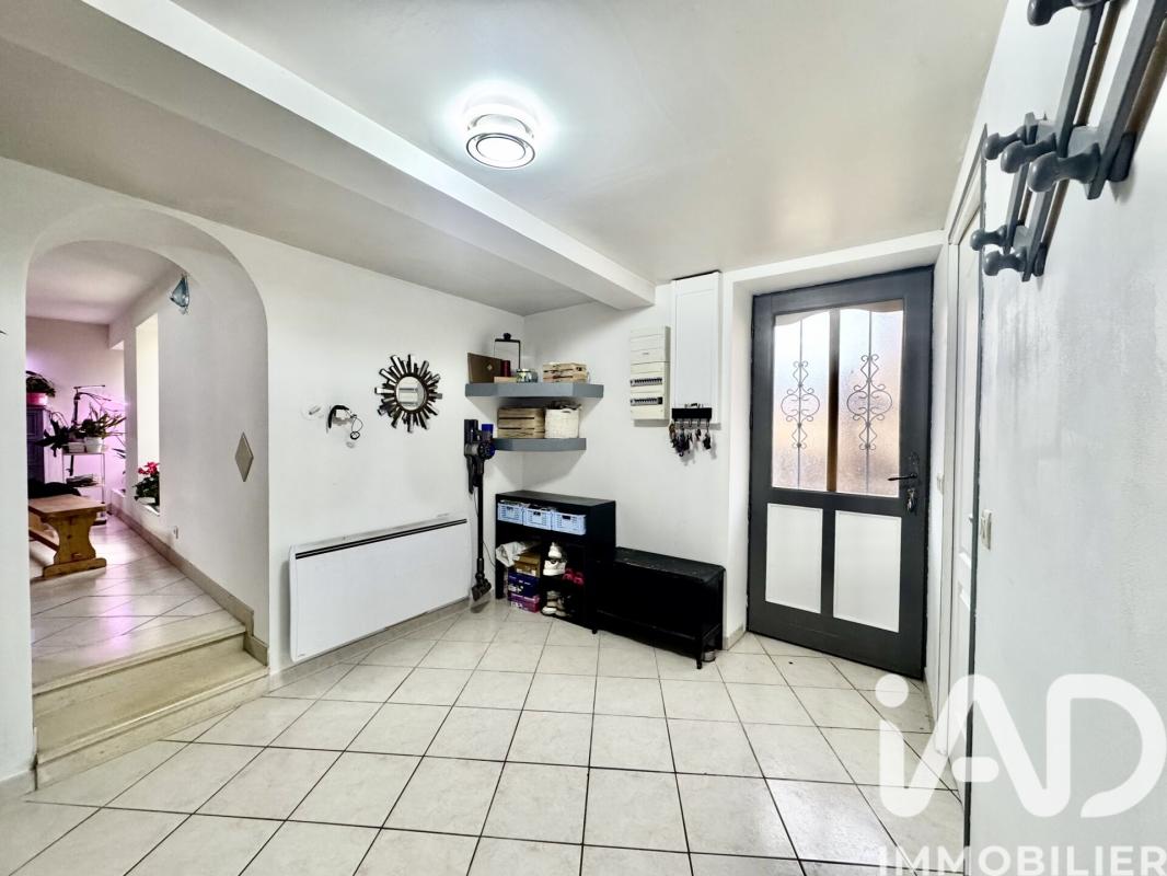 Maison de ville 5 Pièce(s) Moret-Loing-et-Orvanne