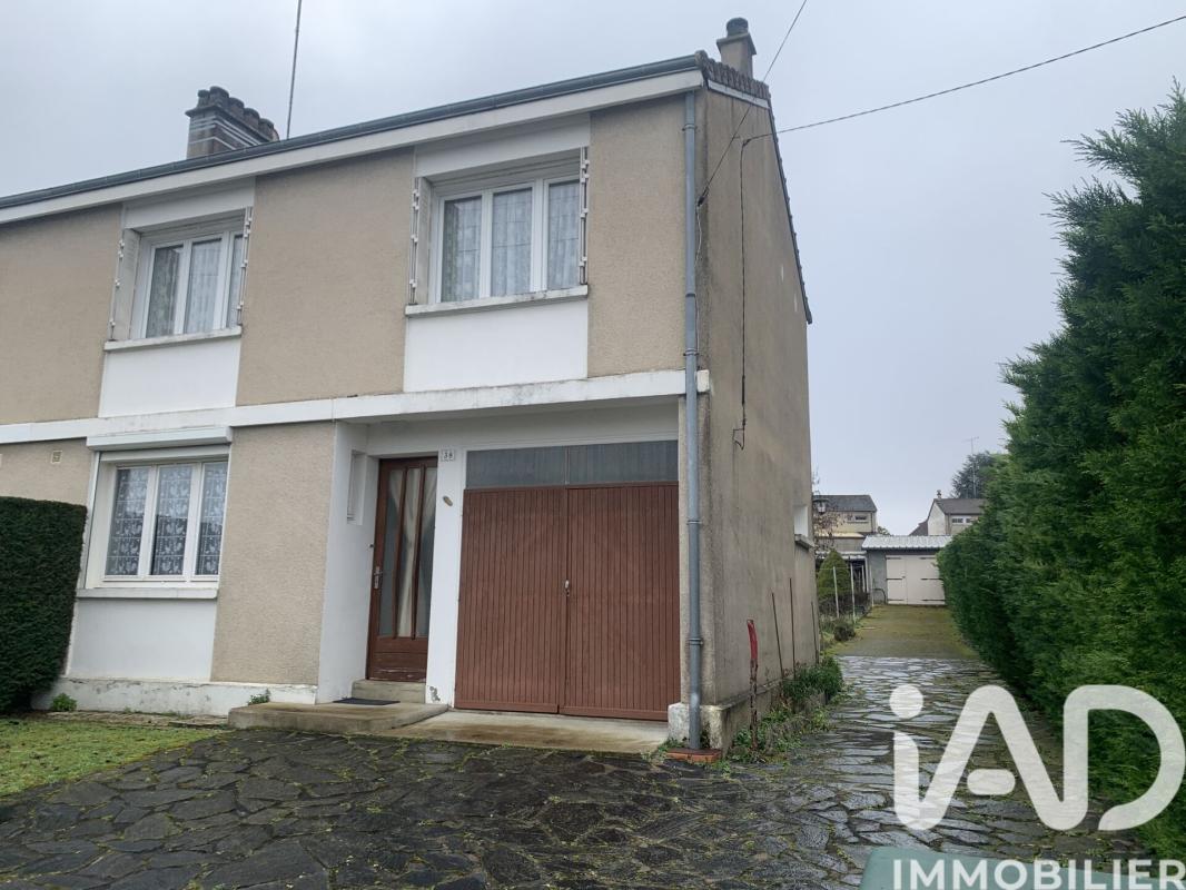 Maison 4 Pièce(s) Buzançais