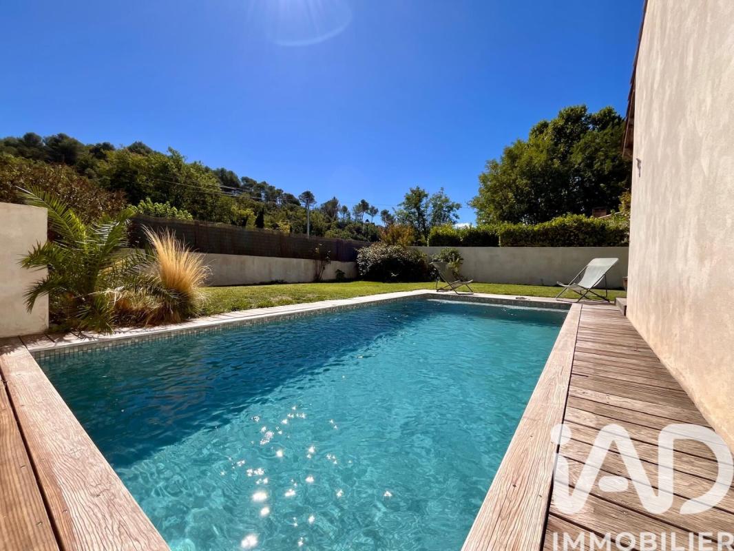 Maison 9 Pièce(s) Jouques