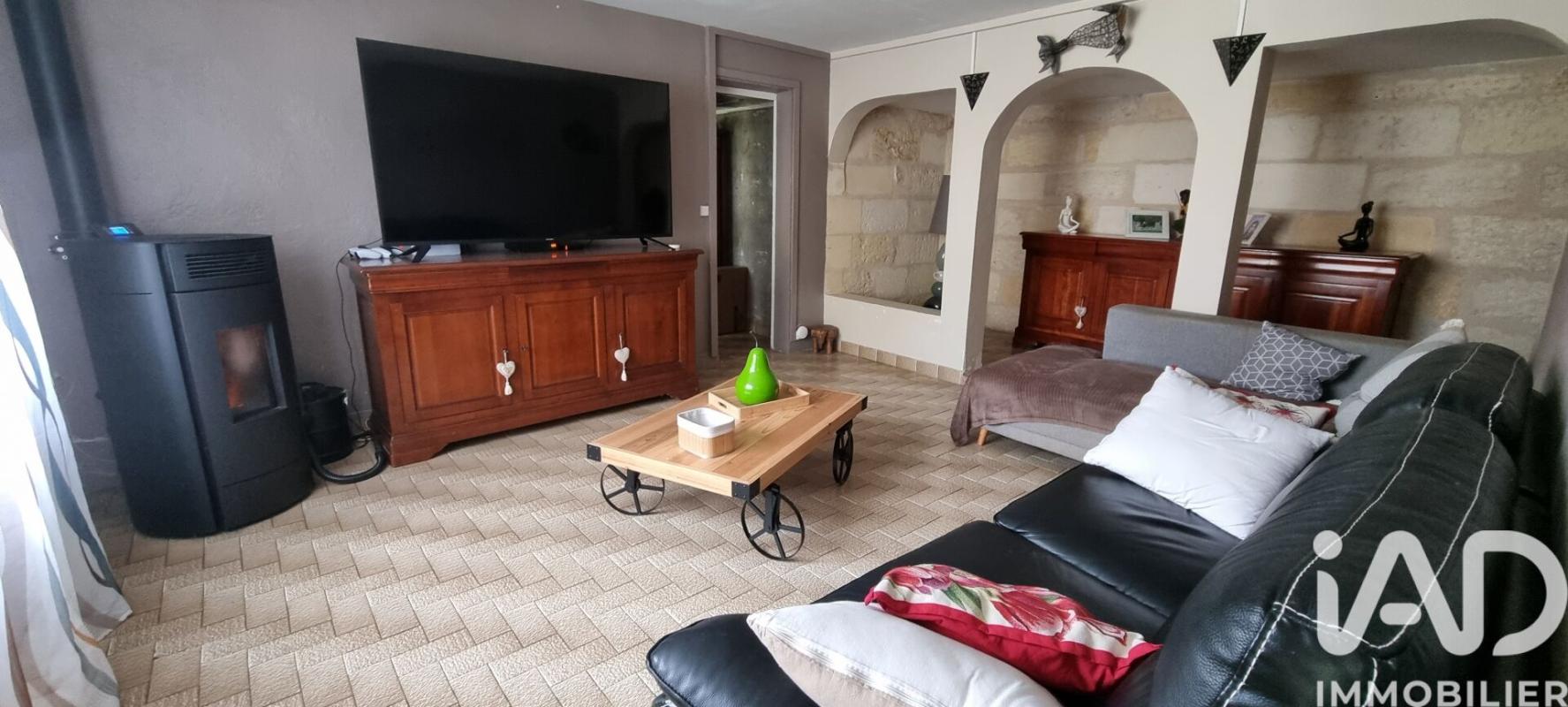 Maison traditionnelle 4 Pièce(s) Les Peintures