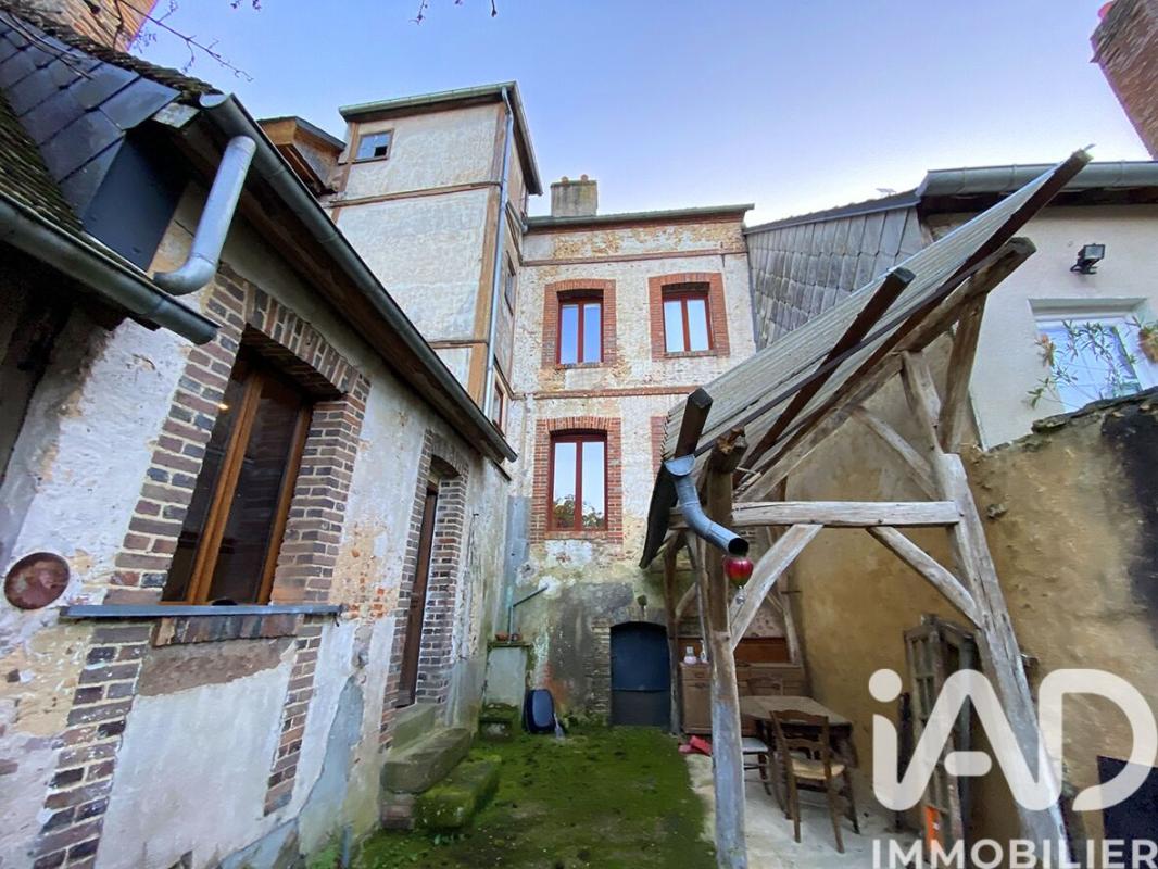 Maison de village 5 Pièce(s) Saint-Fargeau