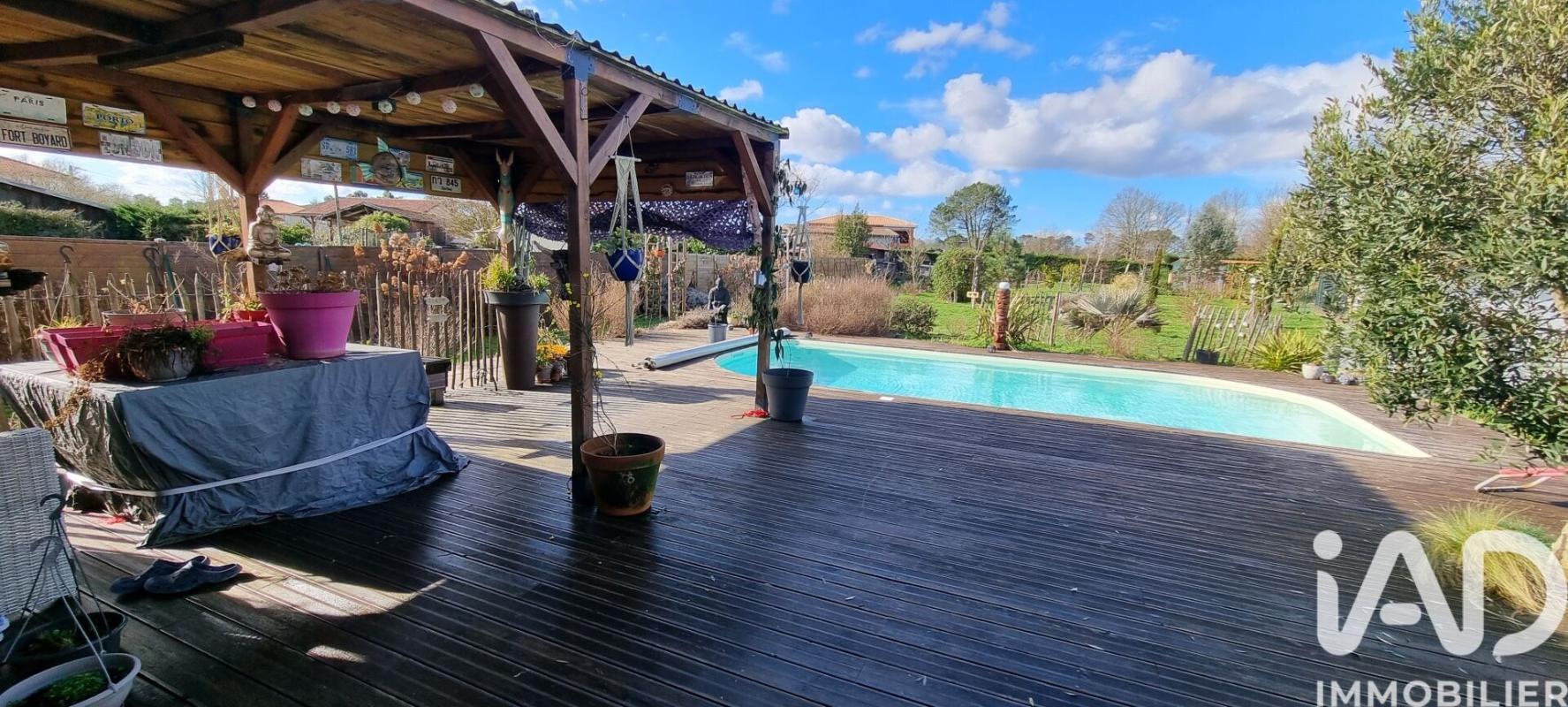 Maison 4 Pièce(s) Salles