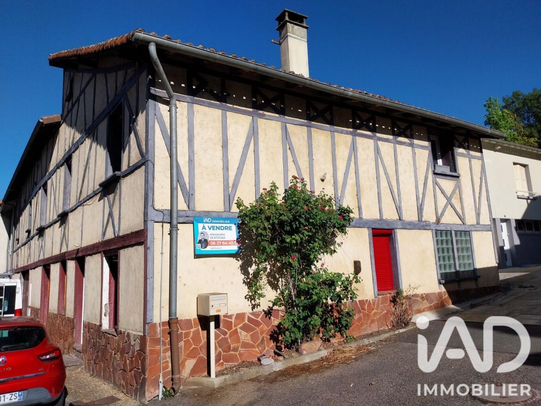 Maison de ville 4 Pièce(s) Saint-Victurnien