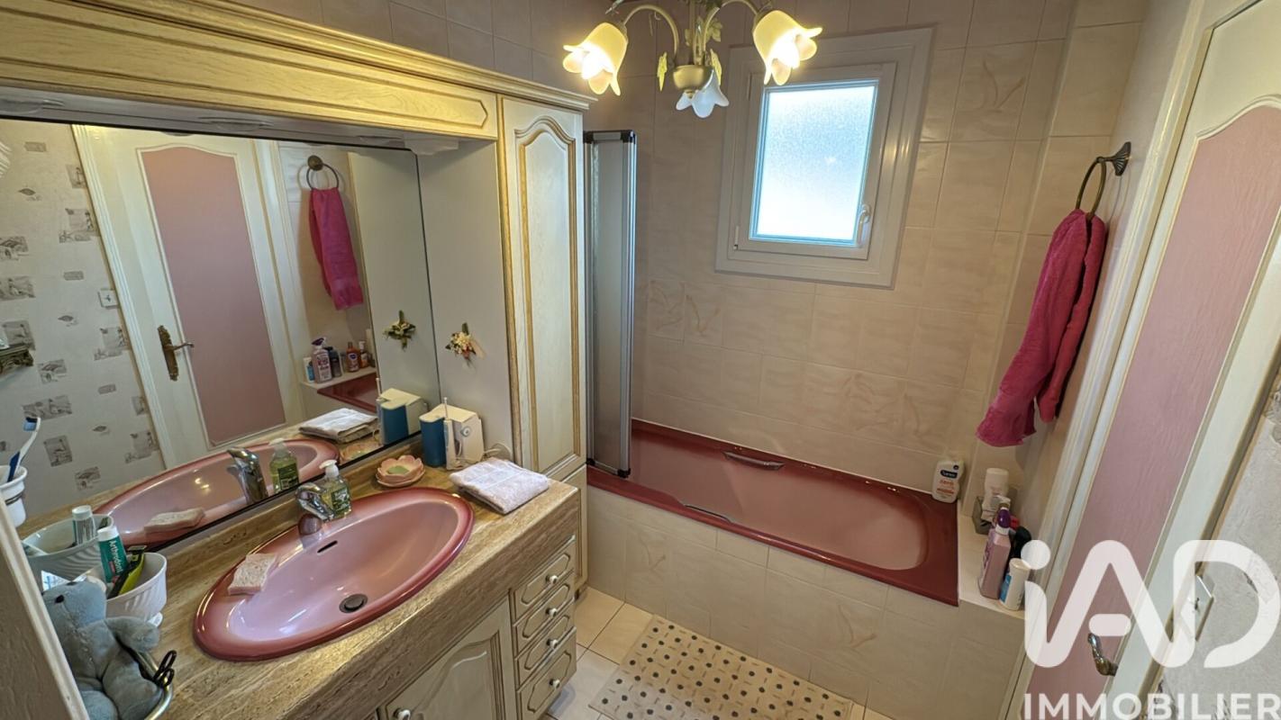 Maison 5 Pièce(s) Châtellerault - Photo 10