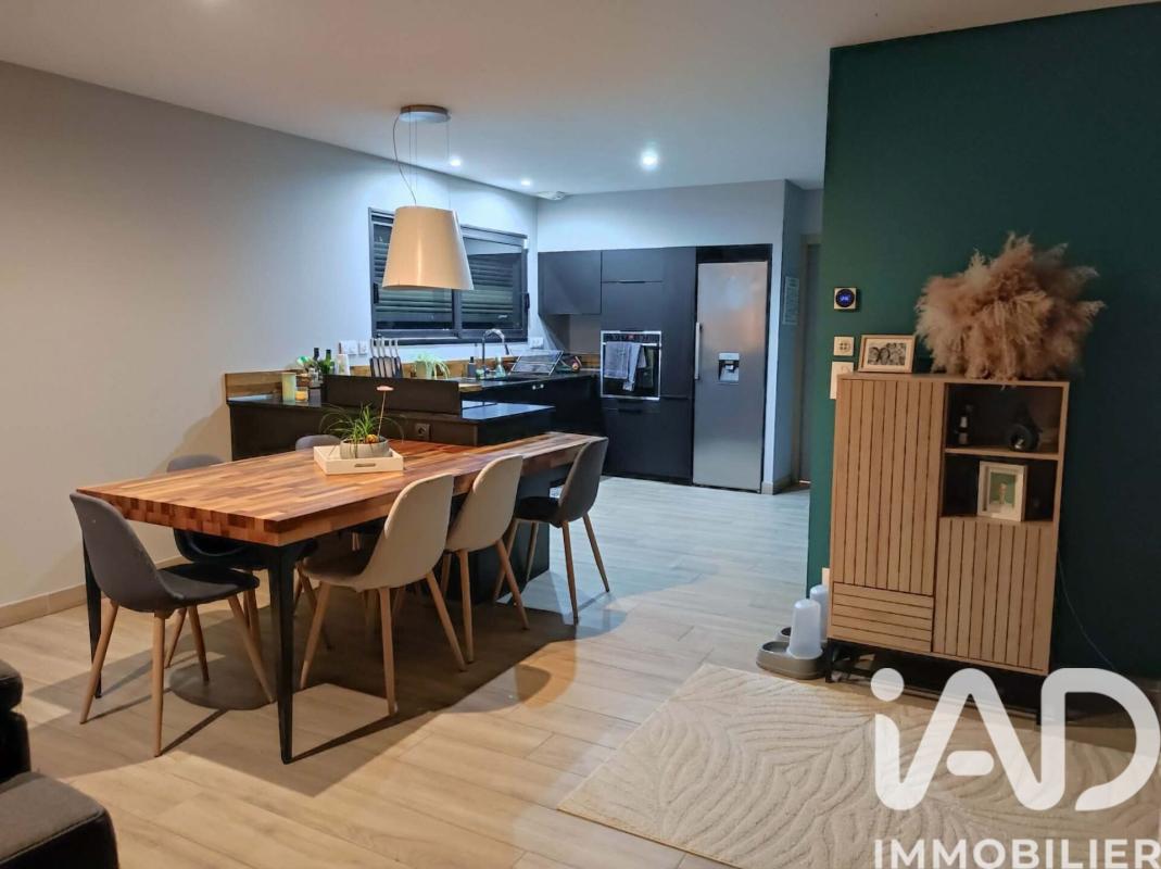 Maison 6 Pièce(s) Lablachère