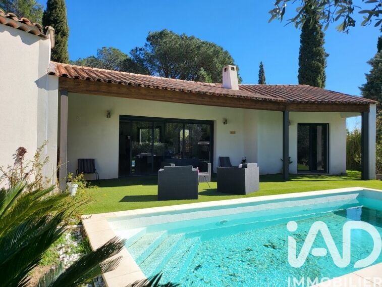 Maison traditionnelle 4 Pièce(s) Le Plan-de-la-Tour