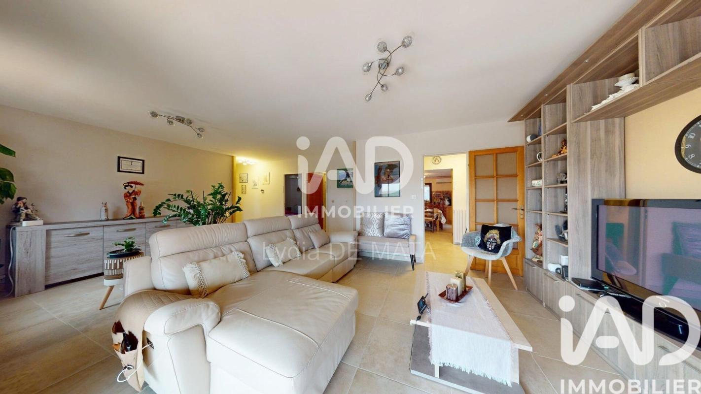 Maison 5 Pièce(s) Larra