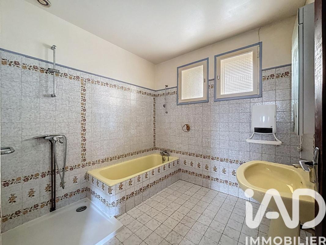 Maison 5 Pièce(s) Saint-Affrique - Photo 5