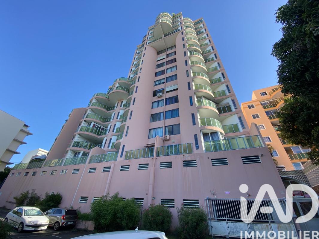 Appartement 3 Pièce(s) Sainte Clotilde