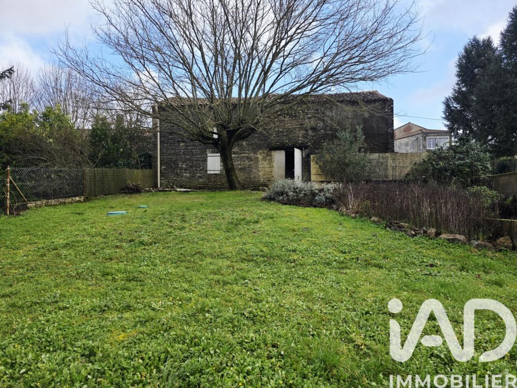 Maison 9 Pièce(s) Saint-Genis-d'Hiersac - Photo 19