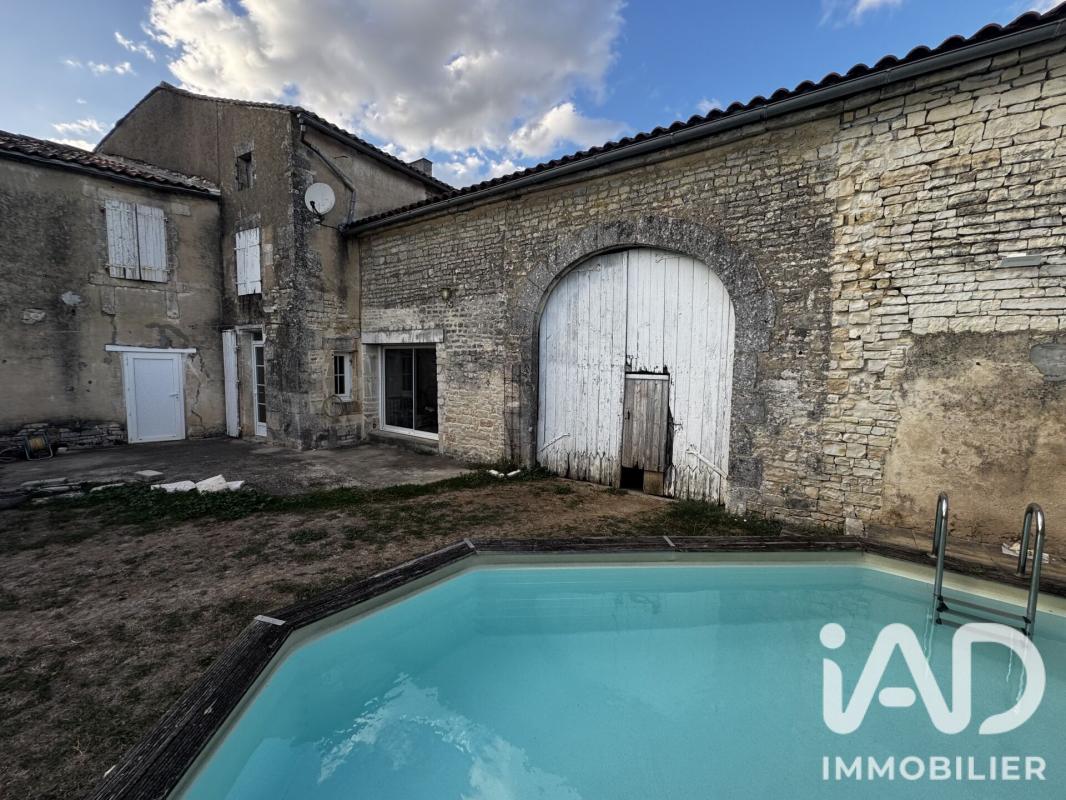 Maison 8 Pièce(s) Tourriers - Photo 1