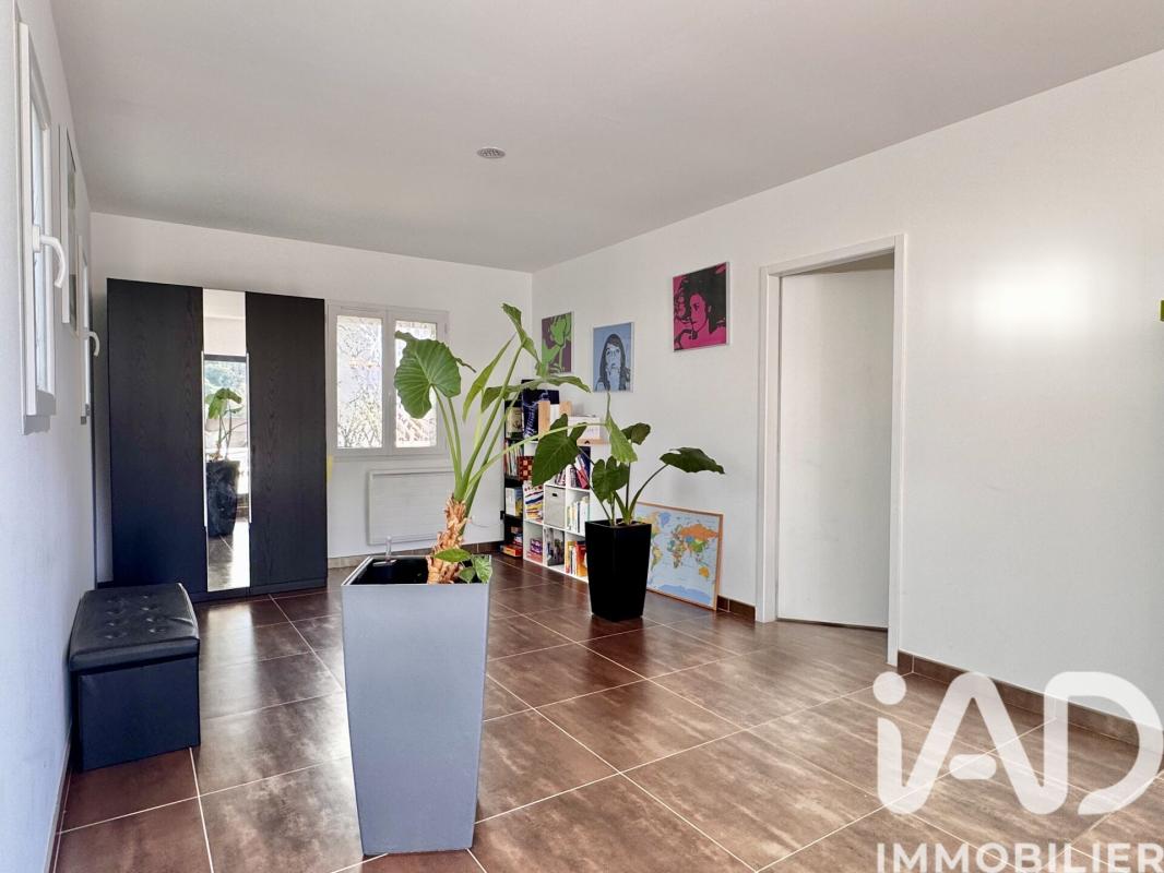 Maison 5 Pièce(s) Boucoiran-et-Nozières - Photo 7
