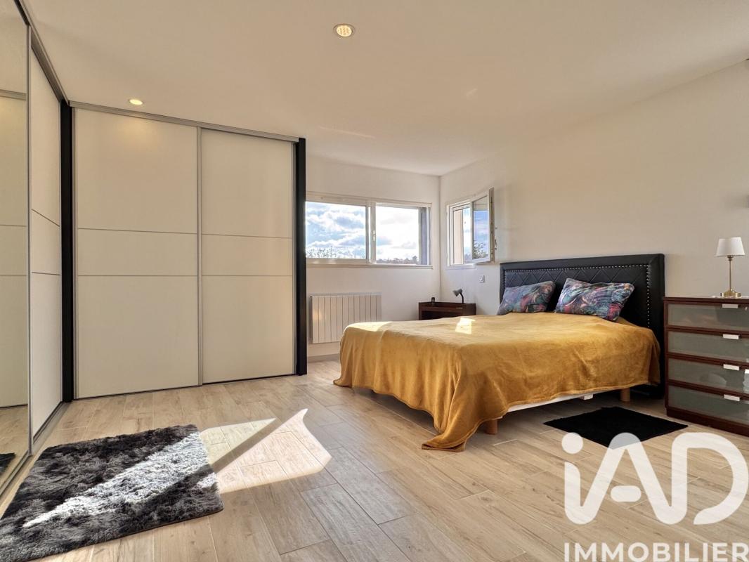 Maison 5 Pièce(s) Boucoiran-et-Nozières - Photo 10