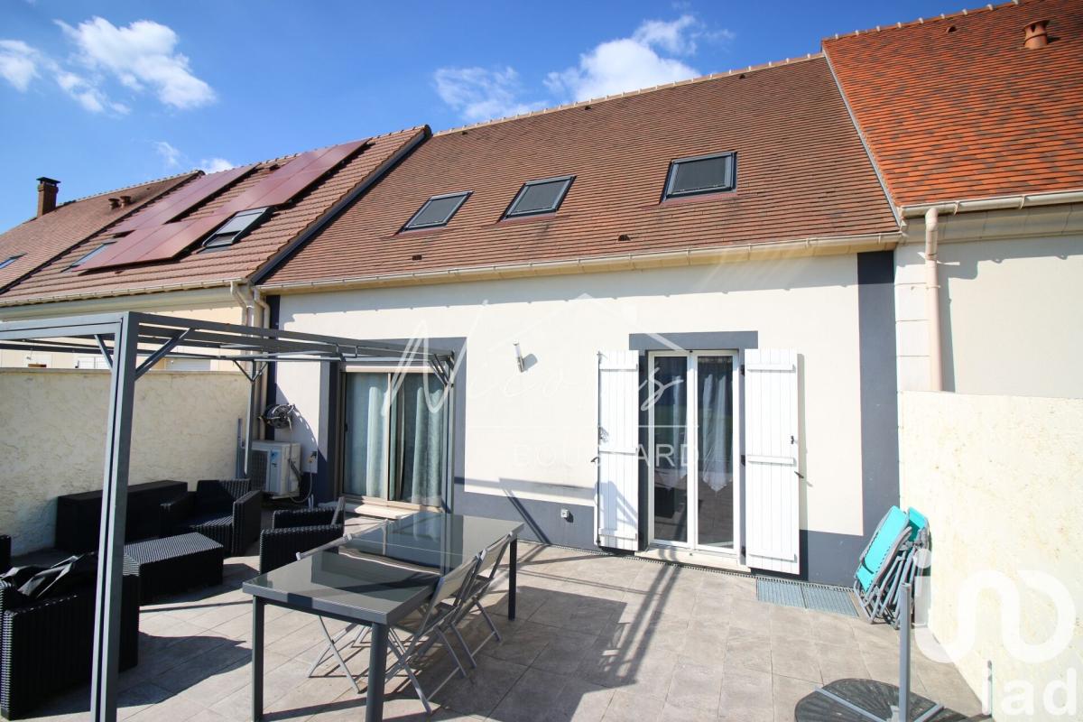 Maison traditionnelle 5 Pièce(s) Le Plessis-Belleville