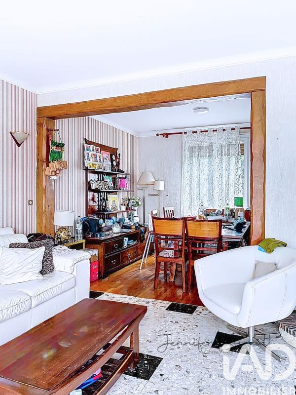 Maison 7 Pièce(s) Donnemarie-Dontilly