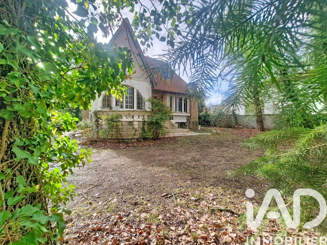 Maison 7 Pièce(s) Saint-Fargeau-Ponthierry - Photo 1