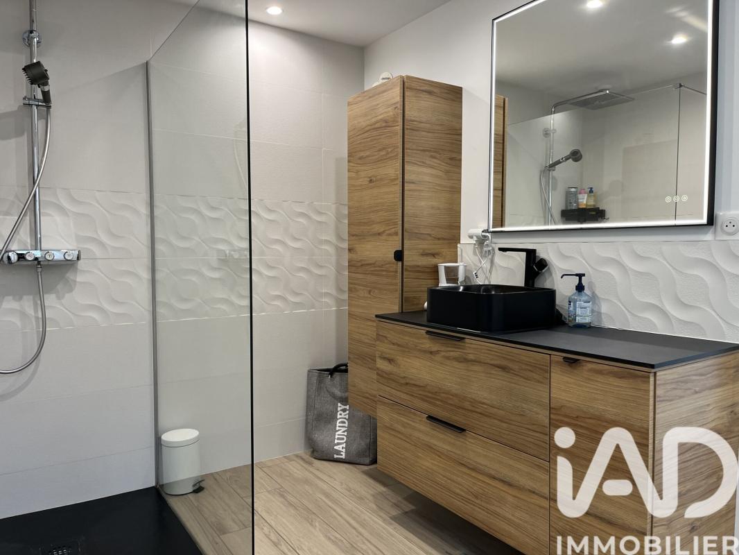 Maison 9 Pièce(s) Saint-Denis-en-Val