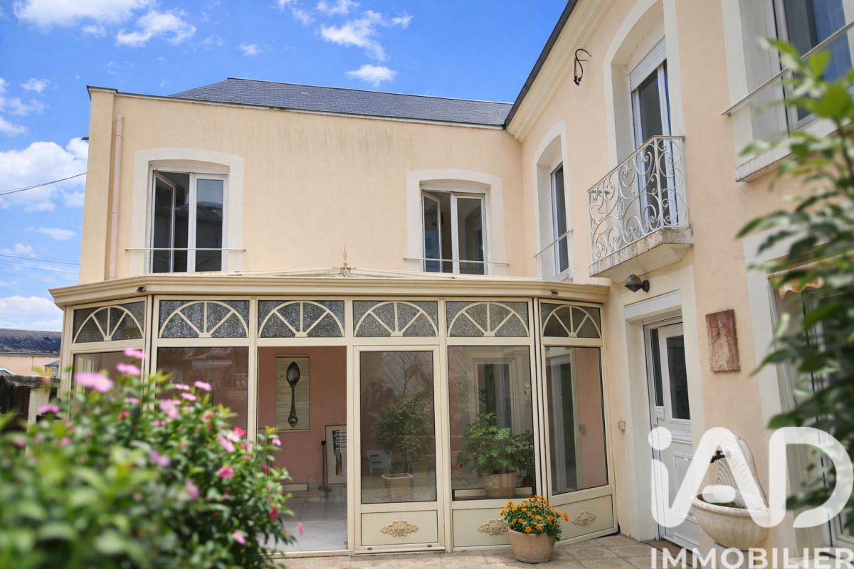 Maison 8 Pièce(s) Montval-sur-Loir