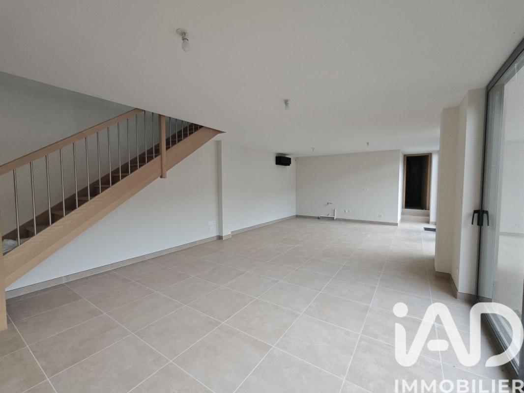 Appartement 6 Pièce(s) Saint-Alban-du-Rhône - Photo 4