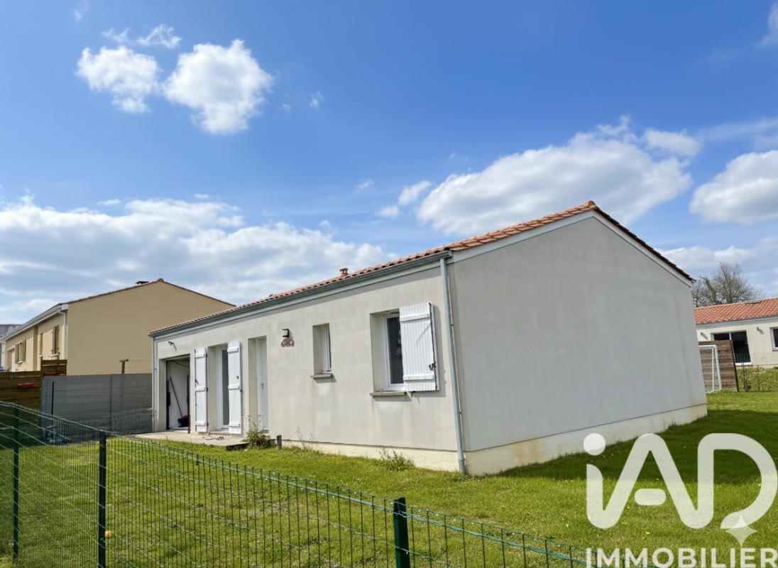 Maison 4 Pièce(s) Montguyon